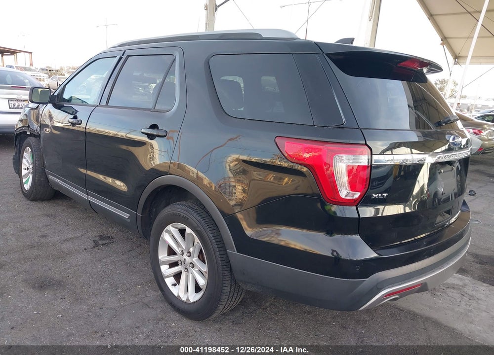 2017 FORD EXPLORER XLT VIN: 1FM5K7D83HGA27846