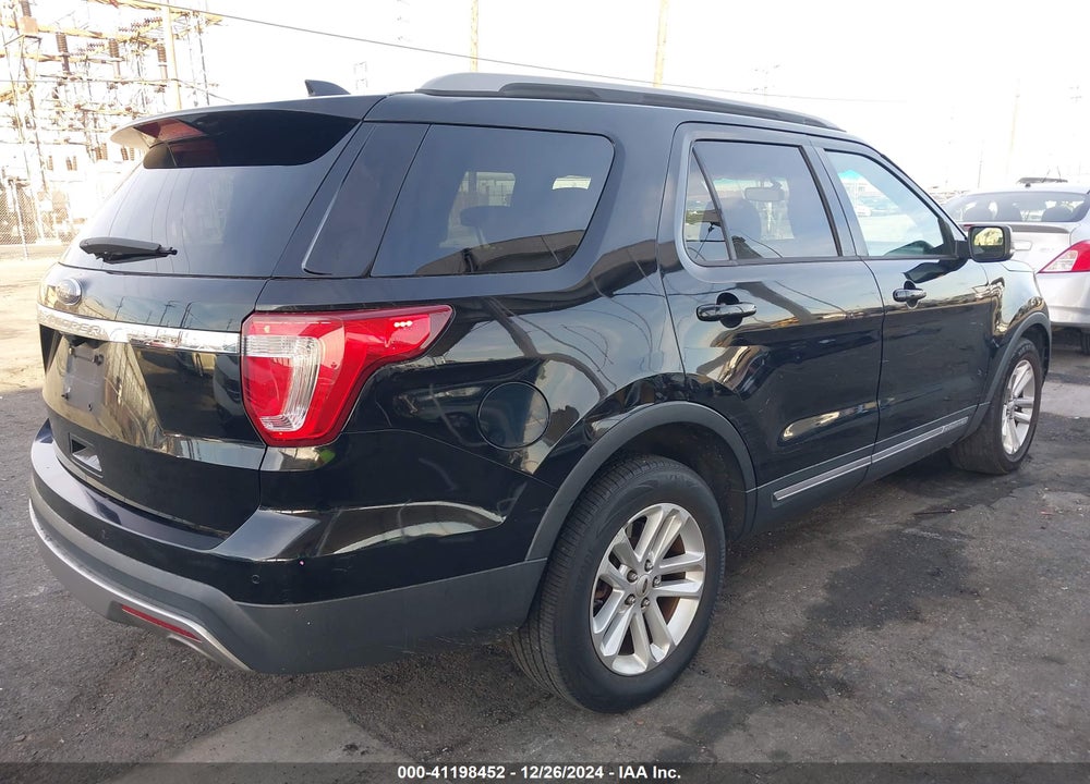 2017 FORD EXPLORER XLT VIN: 1FM5K7D83HGA27846