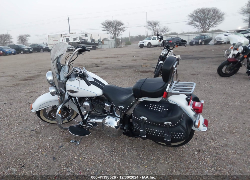 2013 HARLEY-DAVIDSON FLSTC HERITAGE SOFTAIL CLASSIC VIN: 1HD1BWV19DB026978