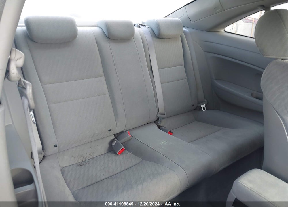 2010 HONDA CIVIC VIN: 2HGFG1B65AH537121
