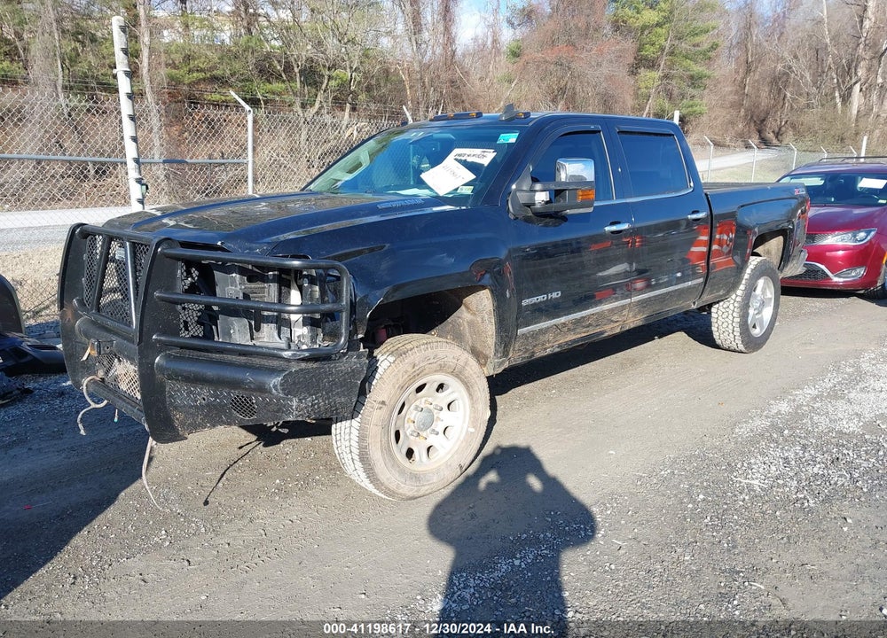 2015 CHEVROLET SILVERADO 2500HD LTZ VIN: 1GC1KWE84FF681155