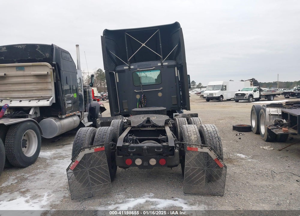 2020 KENWORTH T680 VIN: 1XKYDP9X4LJ407578