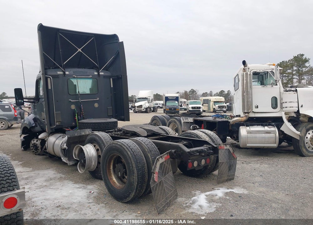 2020 KENWORTH T680 VIN: 1XKYDP9X4LJ407578