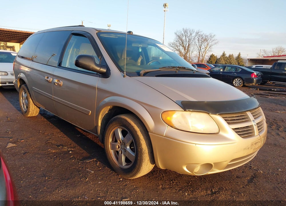 2005 DODGE GRAND CARAVAN SXT VIN: 2D4GP44L55R492434
