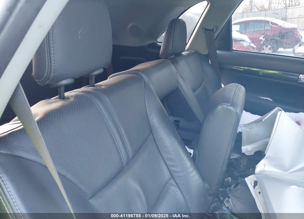 2012 KIA SORENTO SX V6 VIN: 5XYKW4A22CG272689