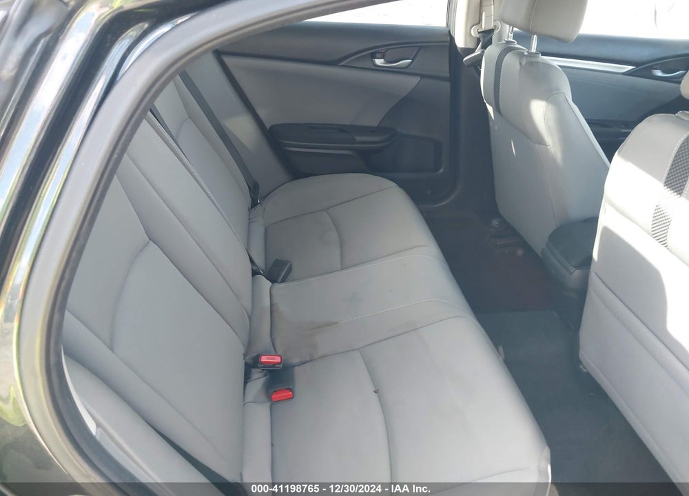 2019 HONDA CIVIC EX VIN: 19XFC1F3XKE204095