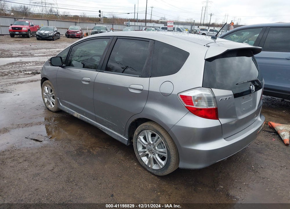2009 HONDA FIT SPORT VIN: JHMGE88499S042740