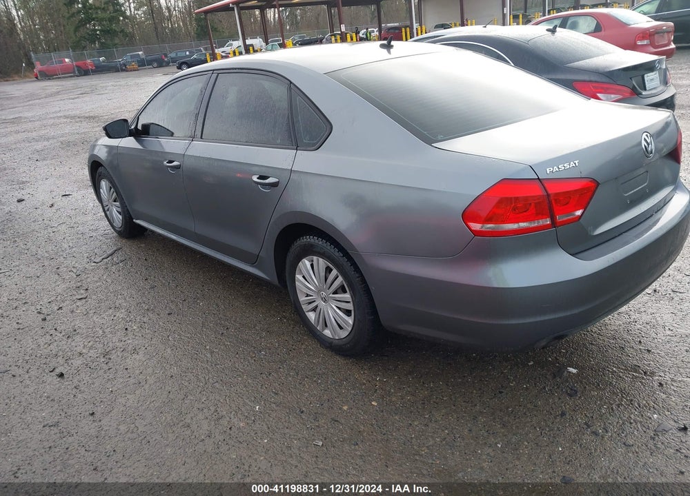 2015 VOLKSWAGEN PASSAT 1.8T S VIN: 1VWAS7A31FC035764