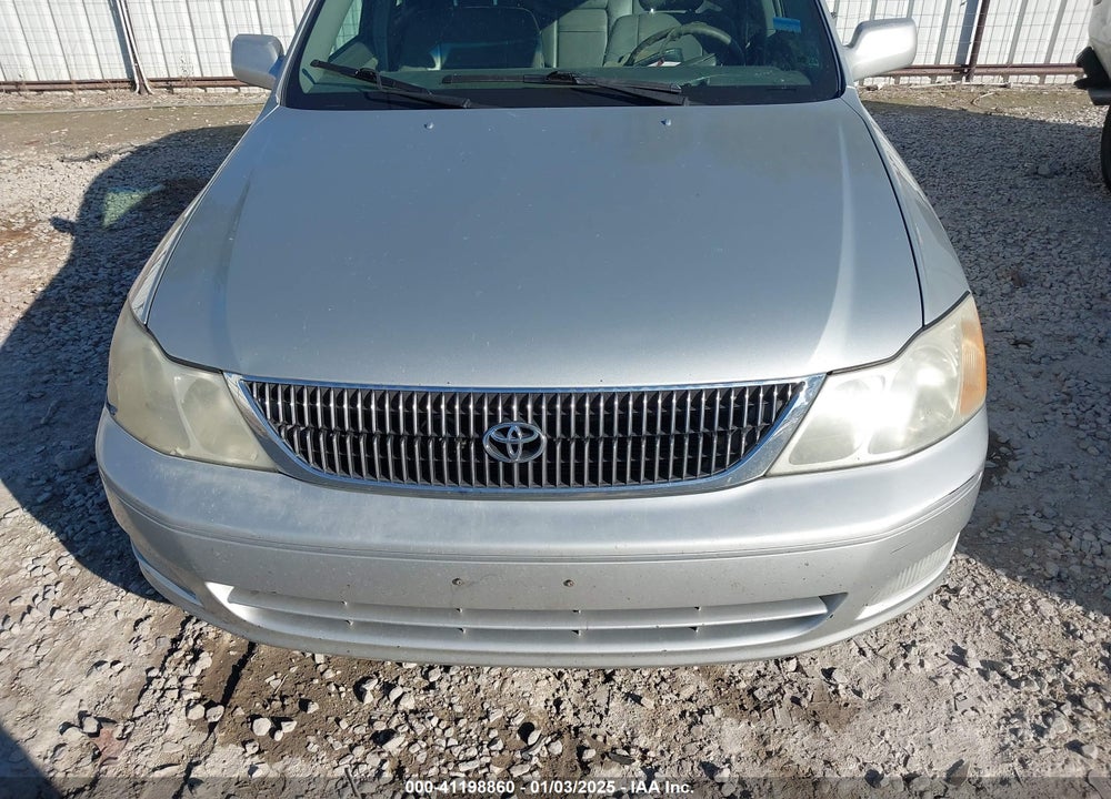 2002 TOYOTA AVALON XLS VIN: 4T1BF28B52U207743