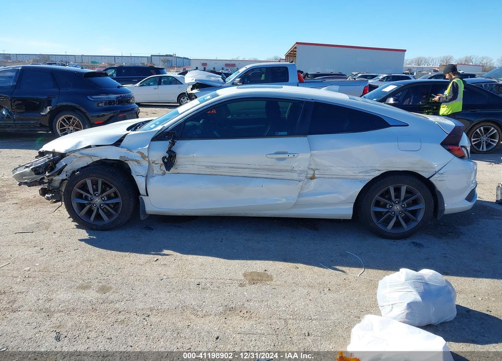 2019 HONDA CIVIC VIN: 2HGFC3B38KH350583
