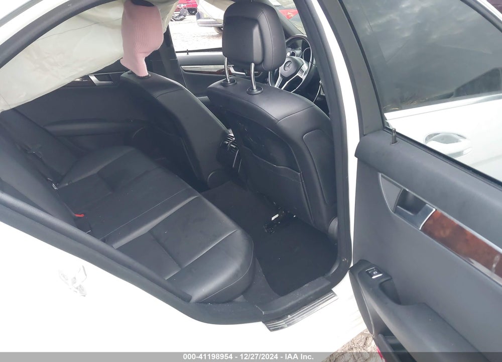 2014 MERCEDES-BENZ C 300 VIN: WDDGF8AB4ER304629