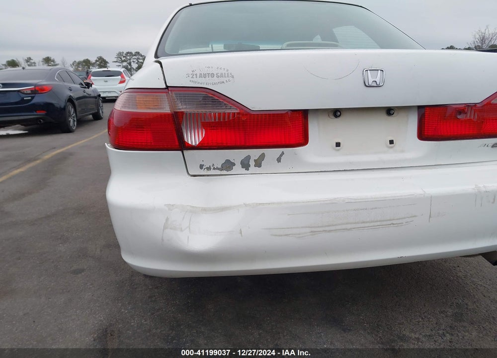1998 HONDA ACCORD EX VIN: 1HGCG5650WA043315