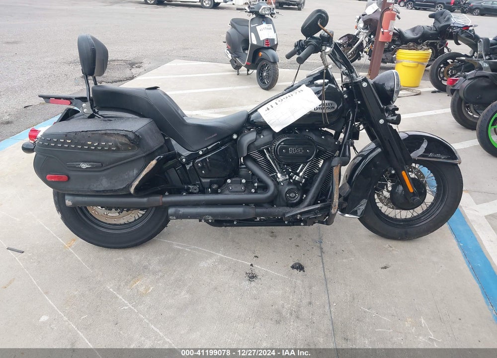 2023 HARLEY-DAVIDSON FLHCS VIN: 1HD1YBK10PB029073