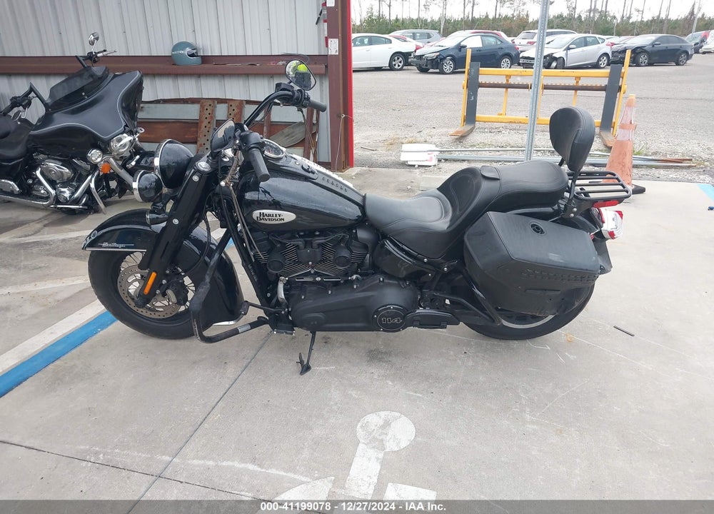 2023 HARLEY-DAVIDSON FLHCS VIN: 1HD1YBK10PB029073