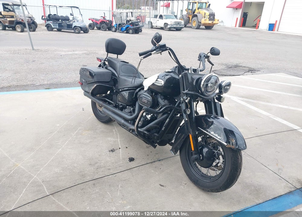 2023 HARLEY-DAVIDSON FLHCS VIN: 1HD1YBK10PB029073