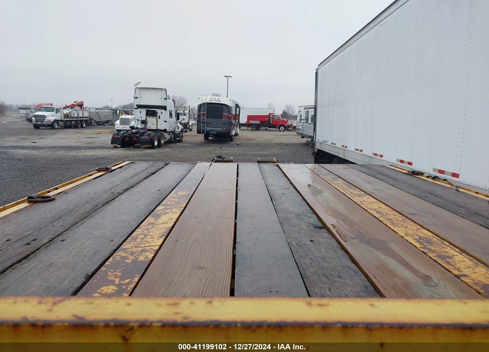 2011 OVERBILT TRAILER VIN: 1Z9GC3622B0058271