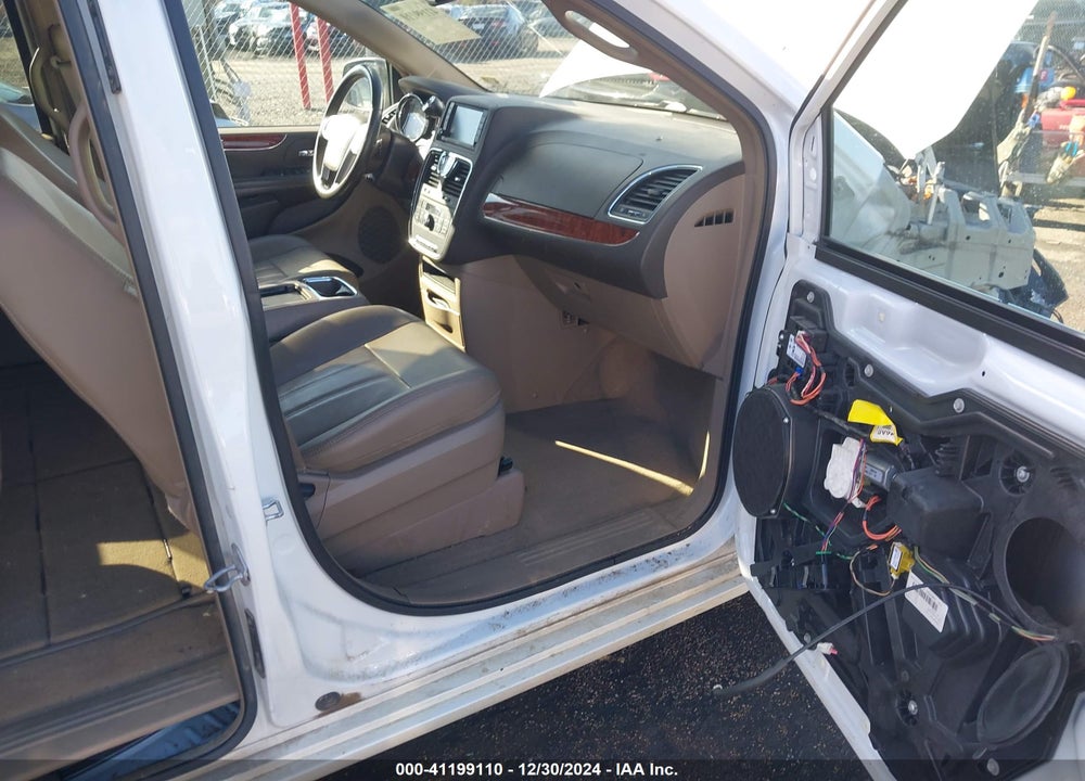 2015 CHRYSLER TOWN & COUNTRY TOURING VIN: 2C4RC1BG2FR619874