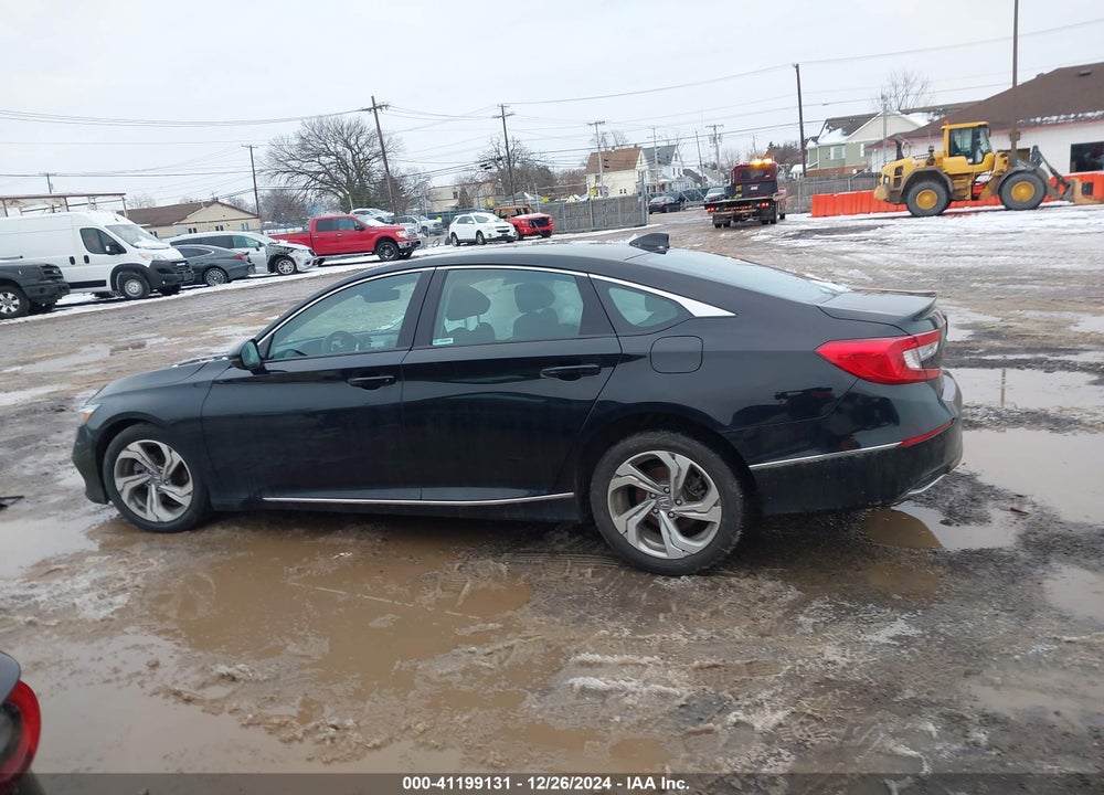 2018 HONDA ACCORD VIN: 1HGCV1F68JA093783