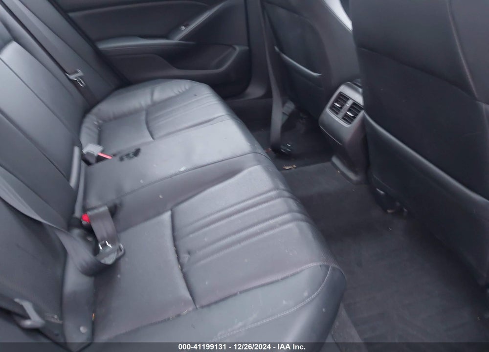 2018 HONDA ACCORD VIN: 1HGCV1F68JA093783