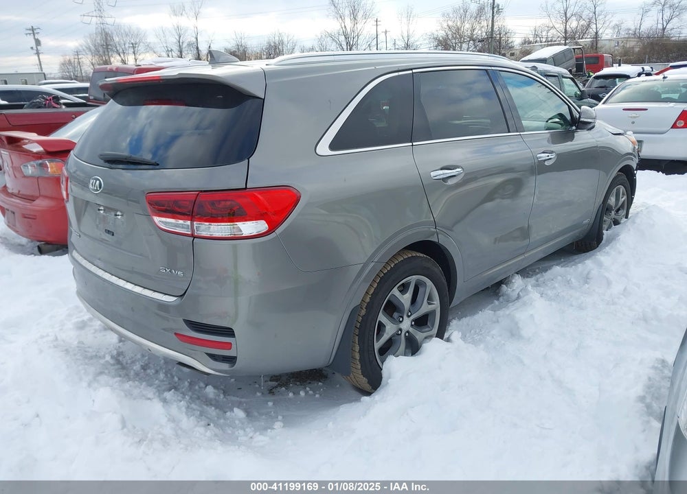 2017 KIA SORENTO 3.3L SX VIN: 5XYPKDA57HG338074