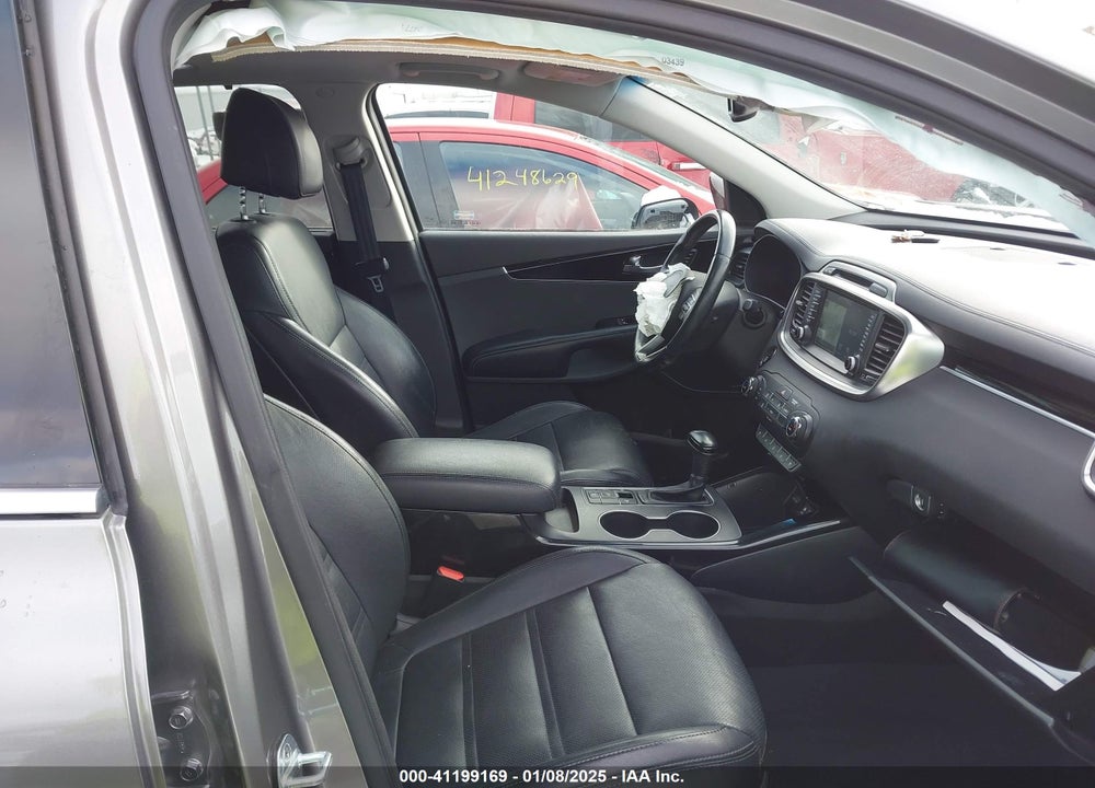 2017 KIA SORENTO 3.3L SX VIN: 5XYPKDA57HG338074