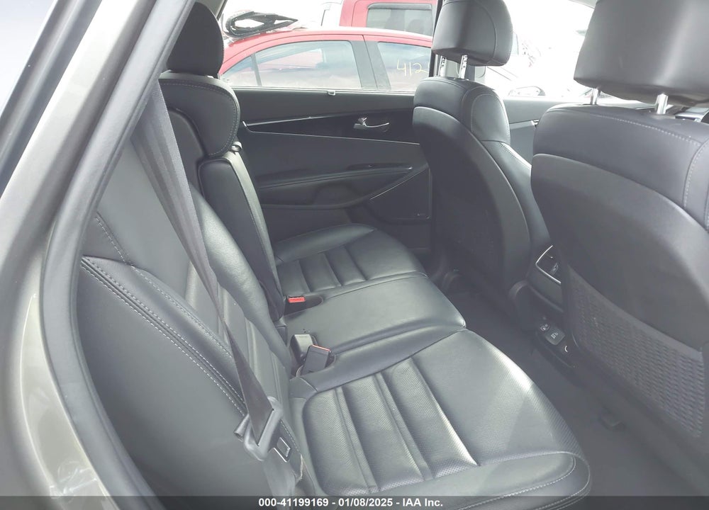 2017 KIA SORENTO 3.3L SX VIN: 5XYPKDA57HG338074