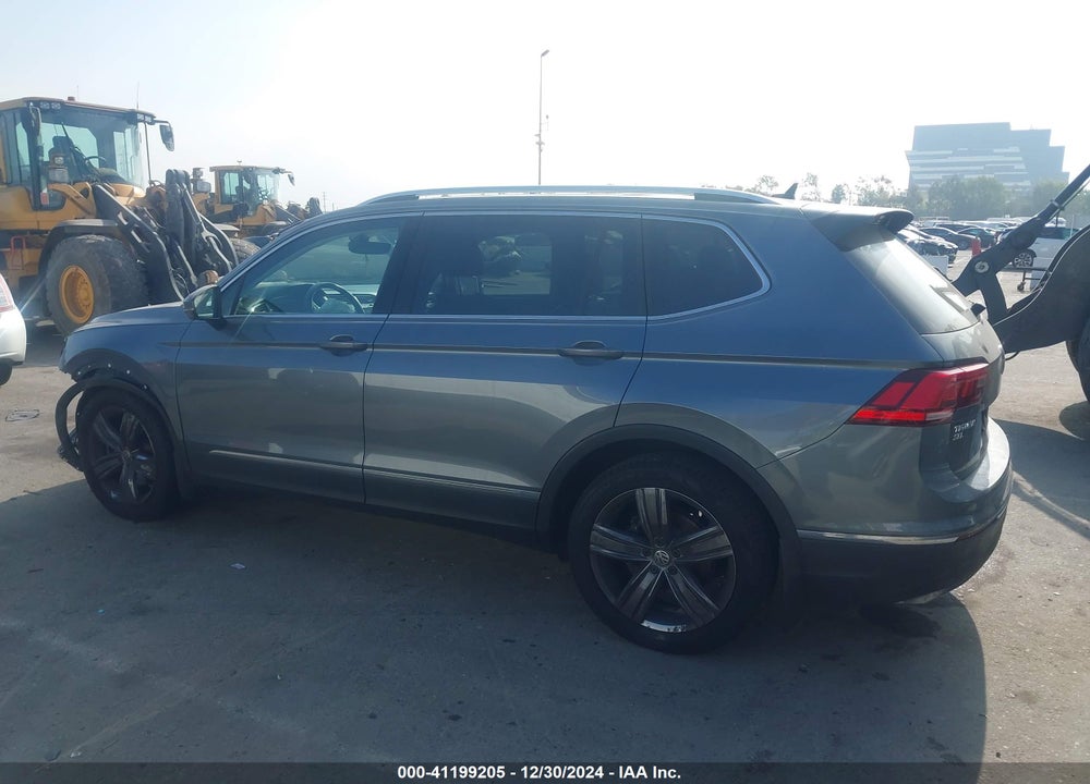 2018 VOLKSWAGEN TIGUAN 2.0T SEL PREMIUM VIN: 3VV4B7AX6JM198938
