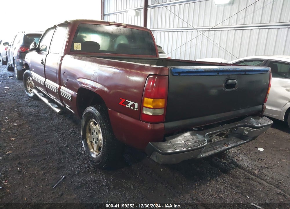 2001 CHEVROLET SILVERADO 1500 LS VIN: 2GCEK19T611391356