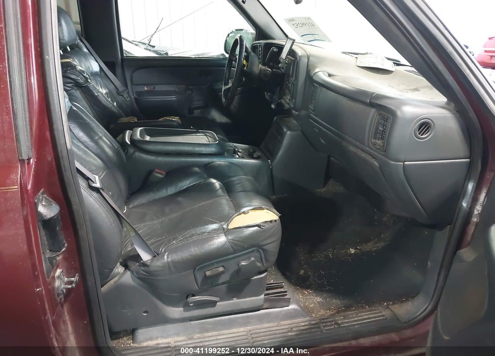 2001 CHEVROLET SILVERADO 1500 LS VIN: 2GCEK19T611391356