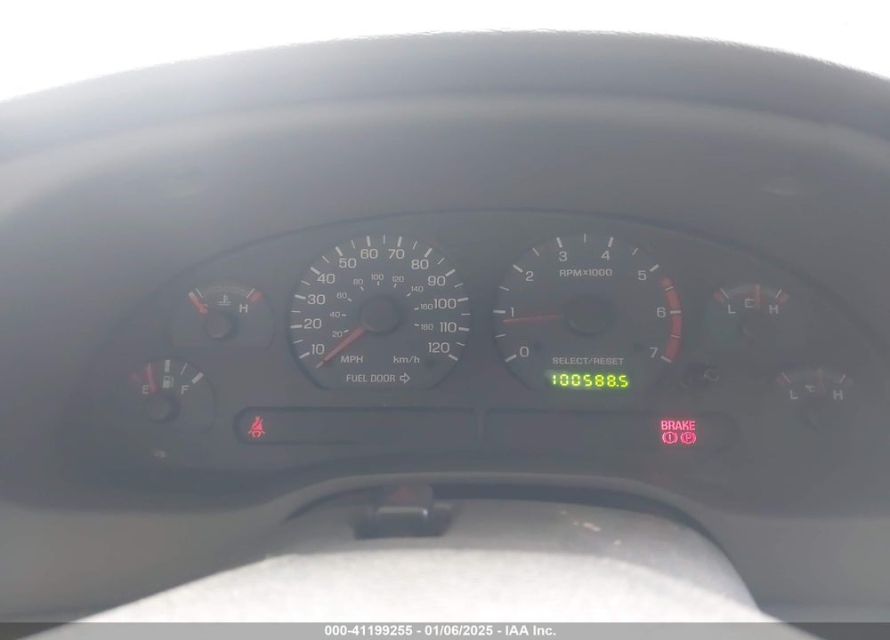2003 FORD MUSTANG VIN: 1FAFP40483F381572