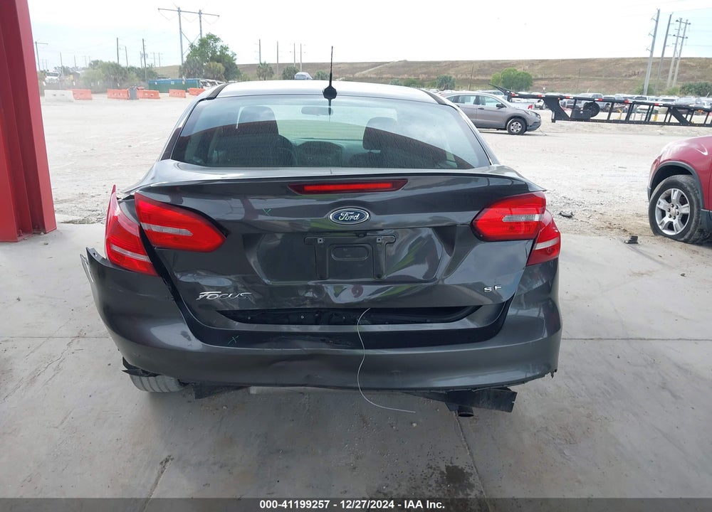 2017 FORD FOCUS SE VIN: 1FADP3F23HL312935