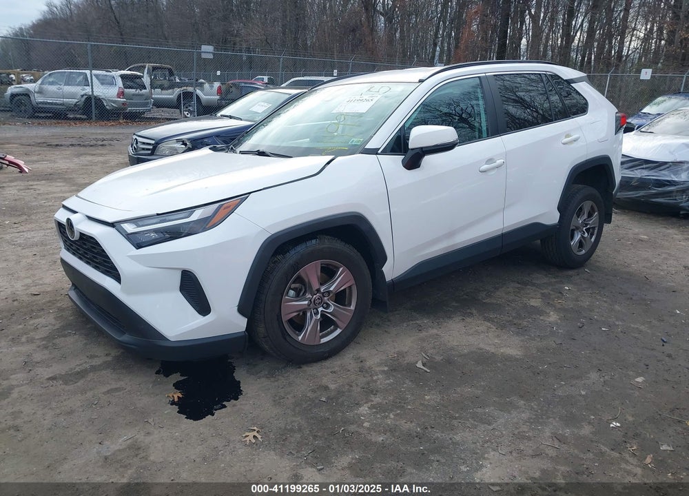 2022 TOYOTA RAV4 XLE VIN: 2T3P1RFV0NC289307