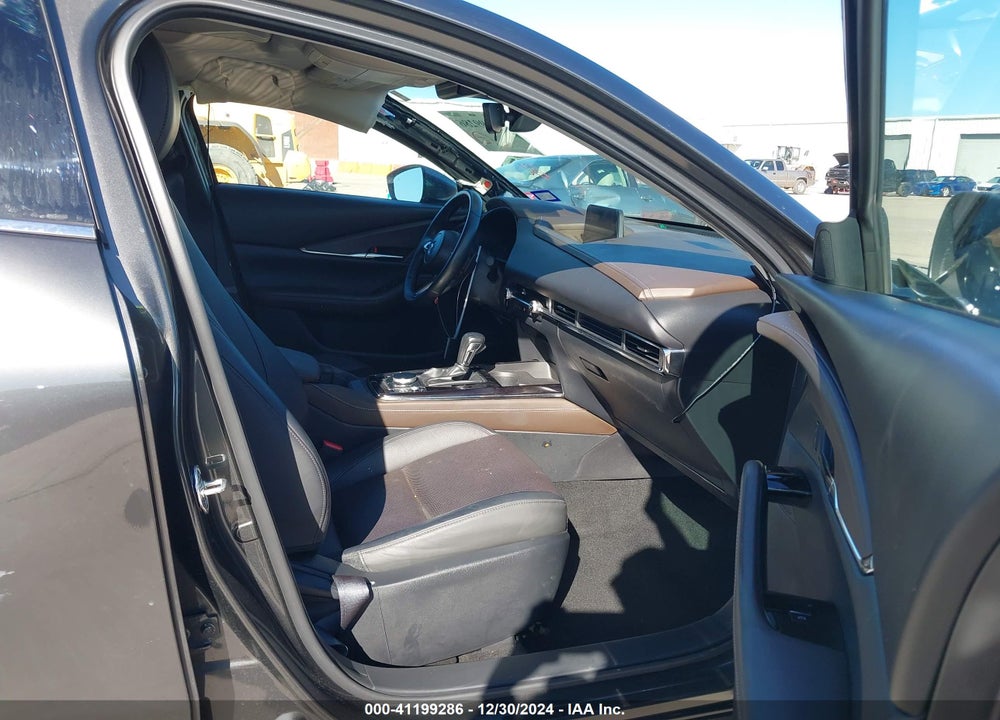 2022 MAZDA CX-30 PREMIUM VIN: 3MVDMBDL9NM447077