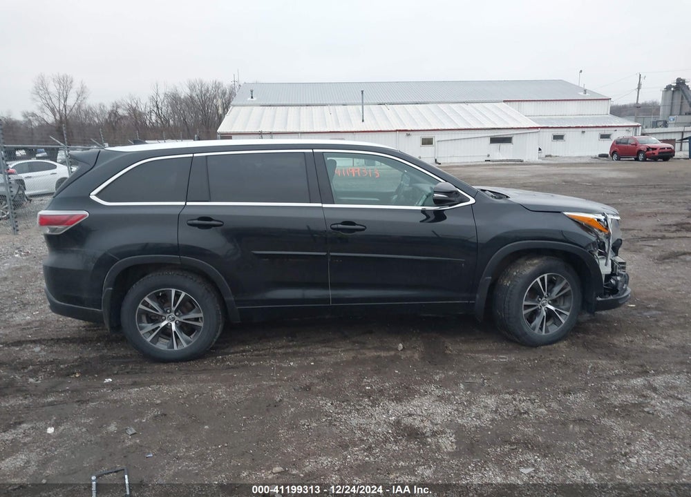 2016 TOYOTA HIGHLANDER XLE V6 VIN: 5TDJKRFH1GS338269