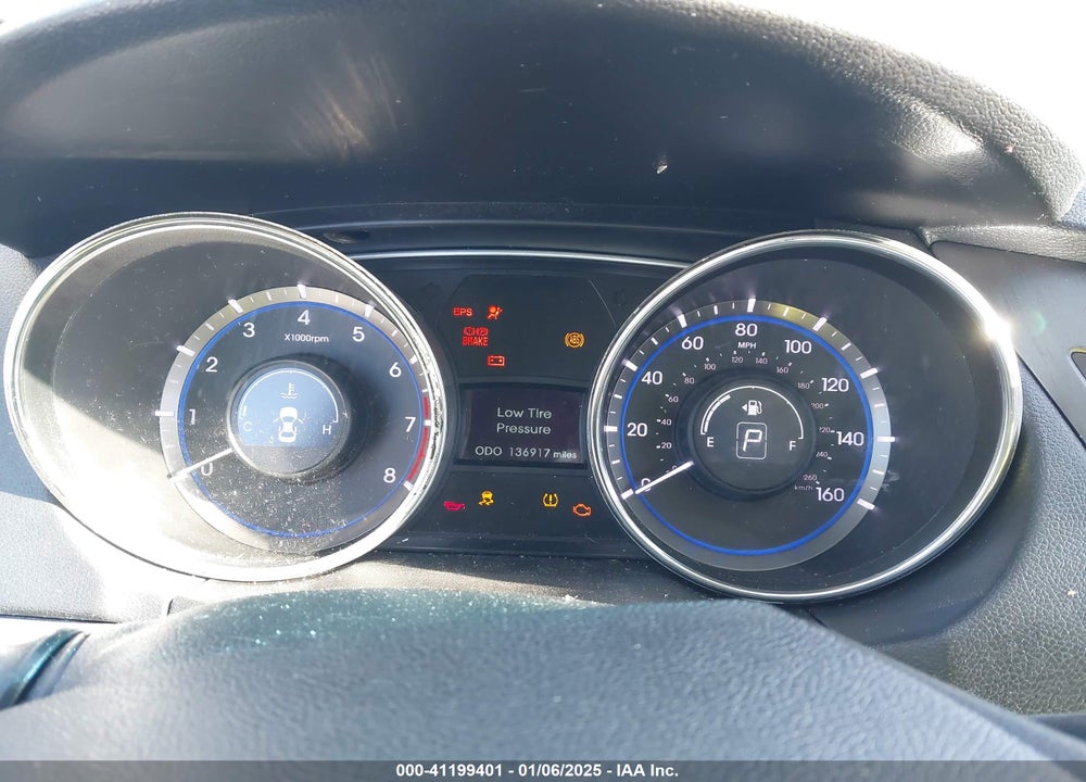 2011 HYUNDAI SONATA VIN: 5NPEB4AC4BH068579