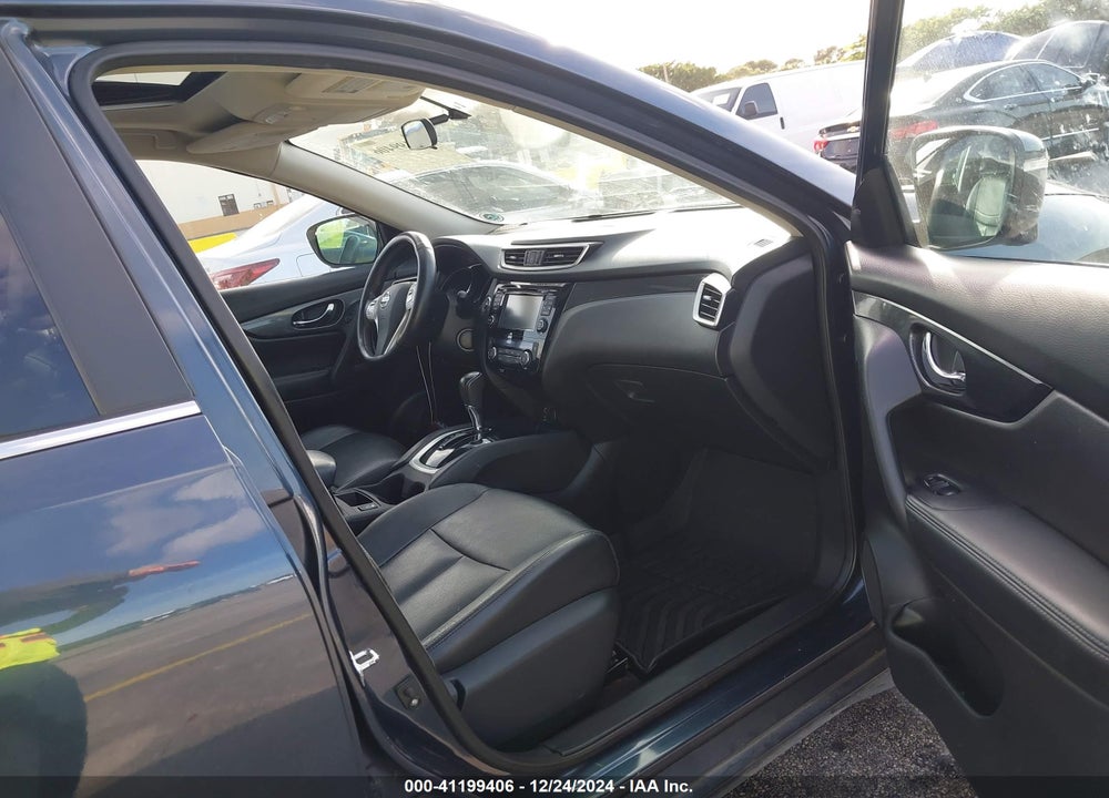 2014 NISSAN ROGUE SL VIN: 5N1AT2MV1EC844823