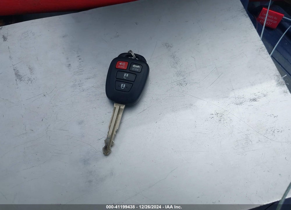 2018 TOYOTA COROLLA VIN: 5YFBURHE7JP844920