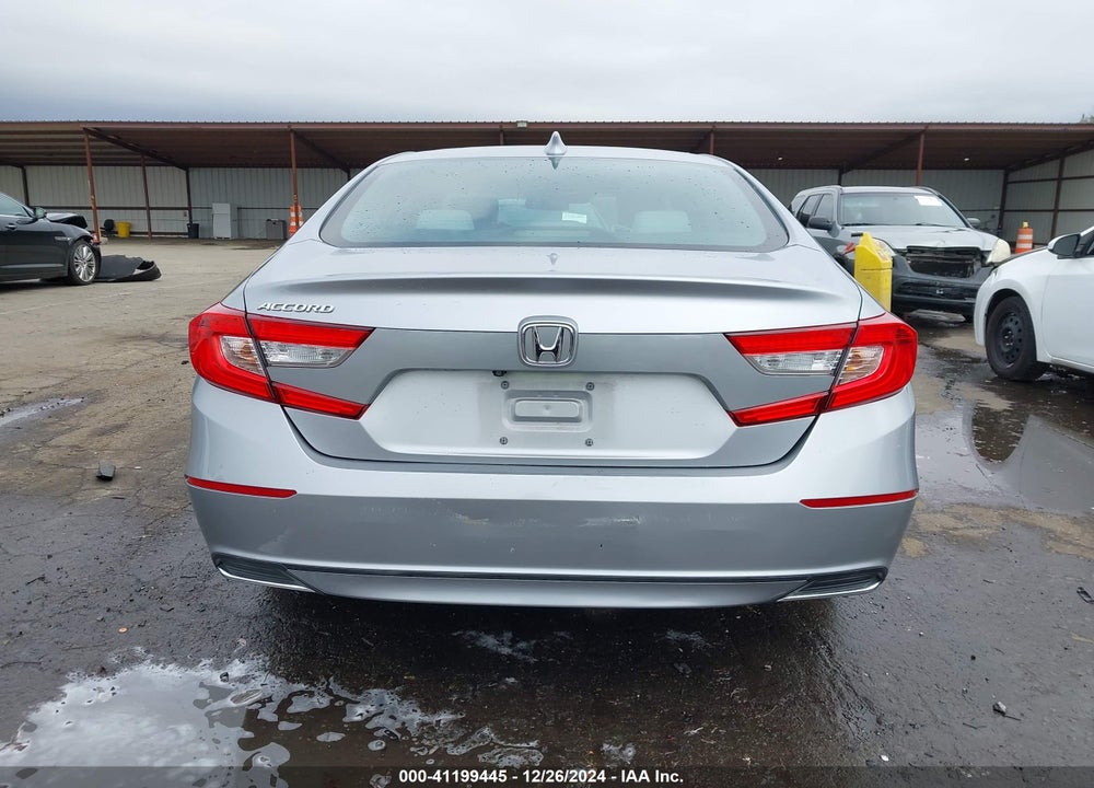 2018 HONDA ACCORD VIN: 1HGCV1F12JA152721