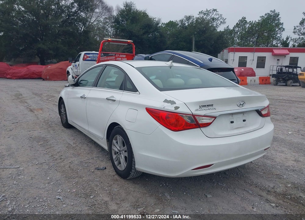 2013 HYUNDAI SONATA GLS VIN: 5NPEB4AC0DH605564