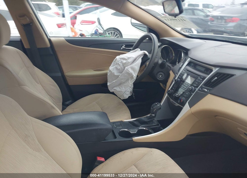 2013 HYUNDAI SONATA GLS VIN: 5NPEB4AC0DH605564