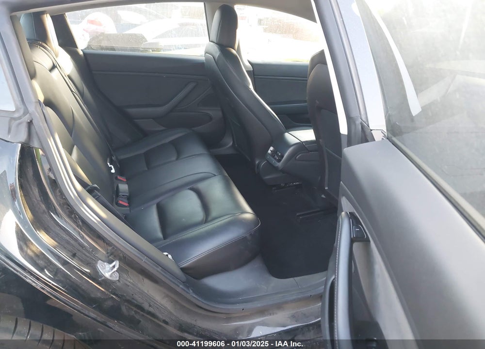 2019 TESLA MODEL 3 VIN: 5YJ3E1EB0KF392755