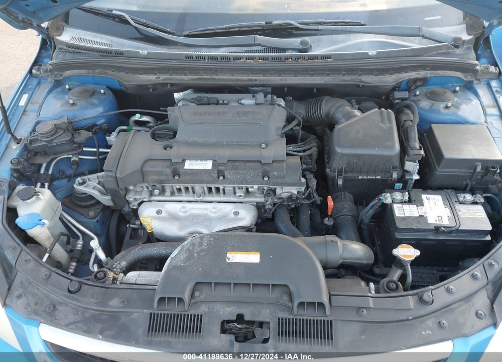 2011 HYUNDAI ELANTRA TOURING VIN: KMHDC8AE2BU102263
