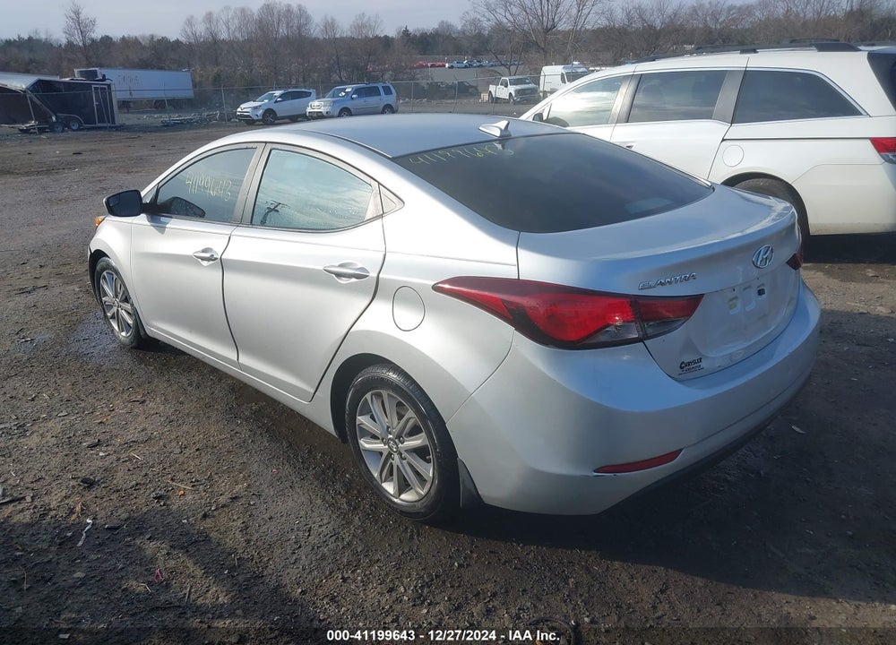2016 HYUNDAI ELANTRA SE VIN: 5NPDH4AEXGH677792