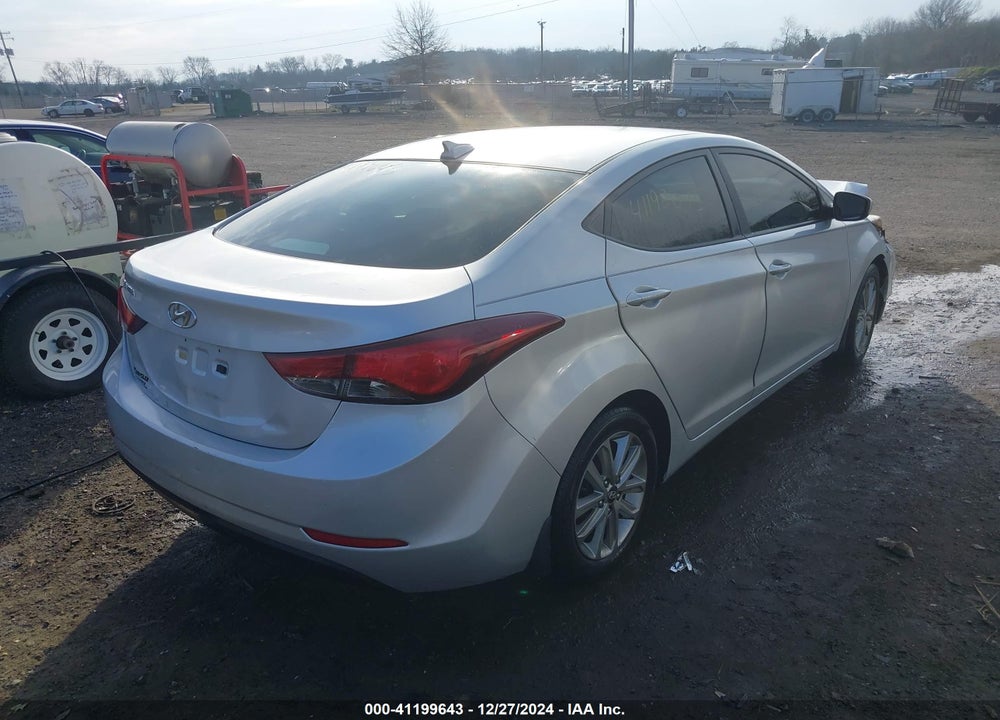 2016 HYUNDAI ELANTRA SE VIN: 5NPDH4AEXGH677792