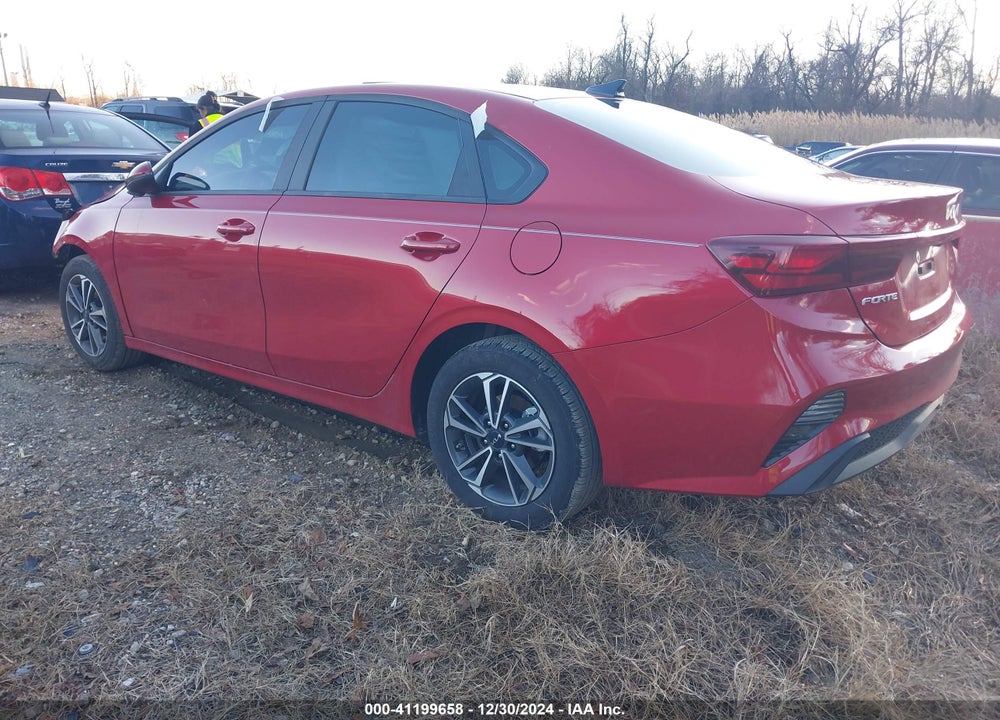 2024 KIA FORTE LXS VIN: 3KPF24AD0RE785038