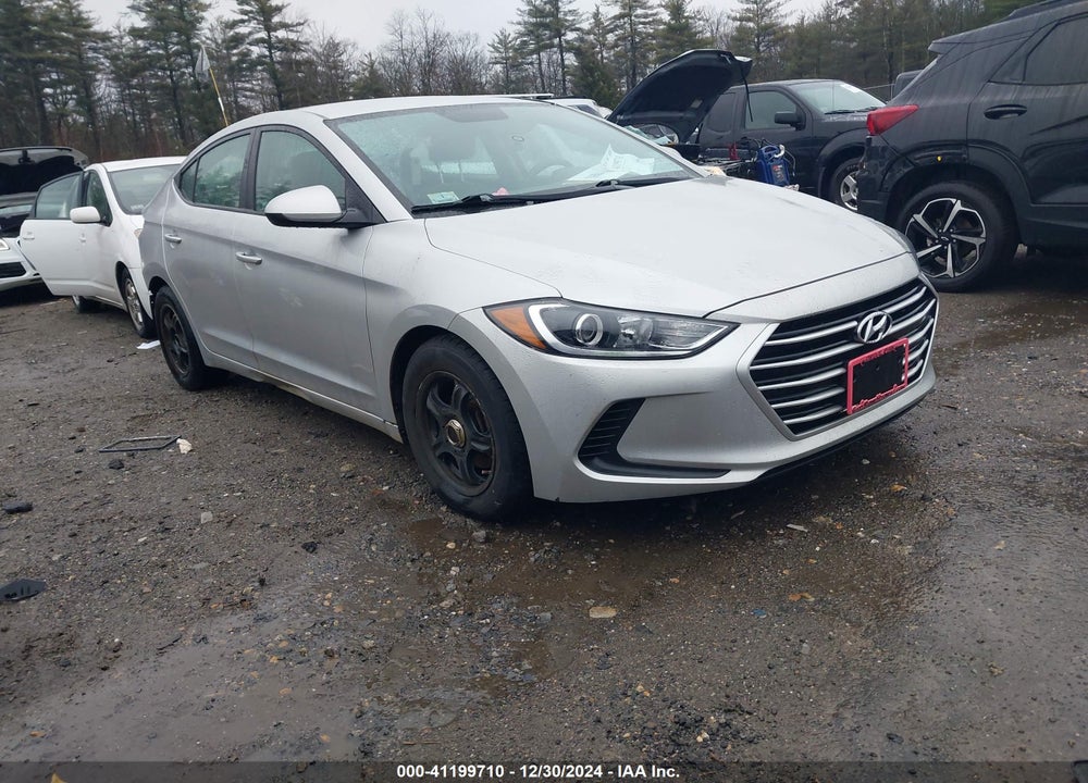 2018 HYUNDAI ELANTRA SE VIN: 5NPD74LF0JH353461