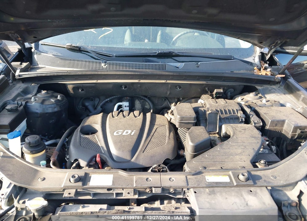 2012 KIA SORENTO LX VIN: 5XYKTCA65CG198125