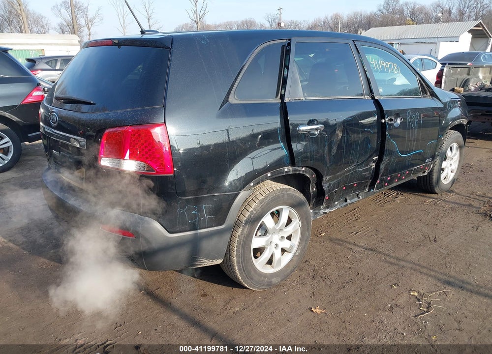 2012 KIA SORENTO LX VIN: 5XYKTCA65CG198125