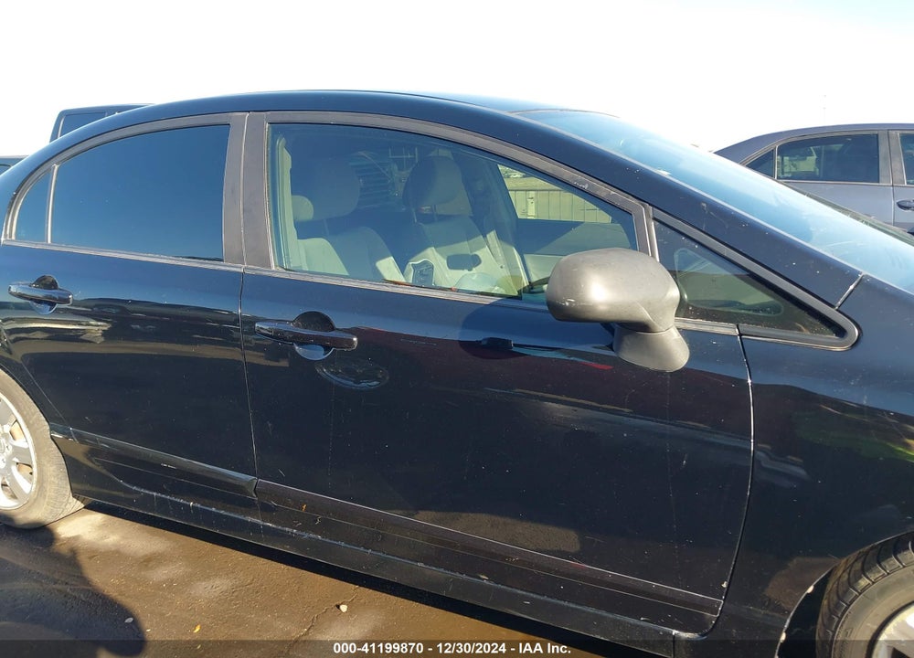 2010 HONDA CIVIC LX VIN: 19XFA1F50AE051197
