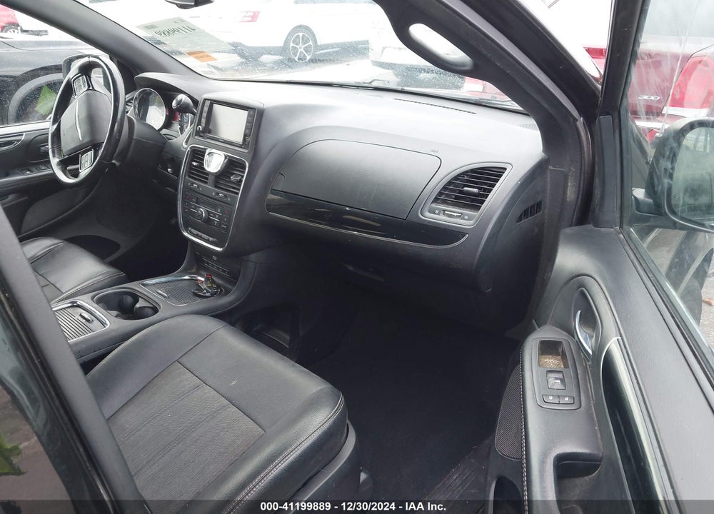 2015 CHRYSLER TOWN & COUNTRY S VIN: 2C4RC1HG6FR674254